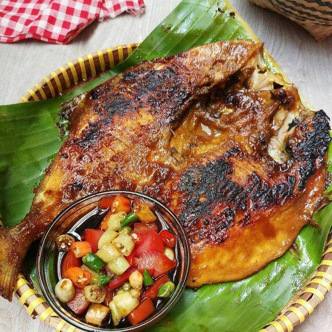 Nasi Box Mina Rasa: Kebanggaan Kuliner Cilacap yang Menggugah Selera
